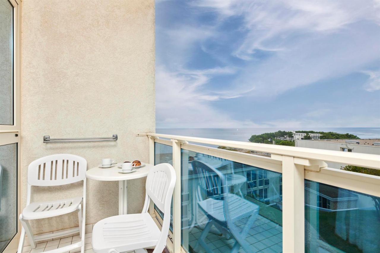 Hotel Gran Vista Plava Laguna Porec Exterior photo