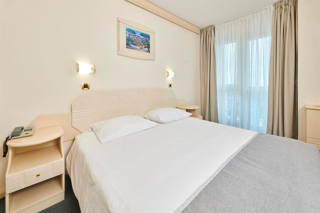 Hotel Gran Vista Plava Laguna Porec Exterior photo