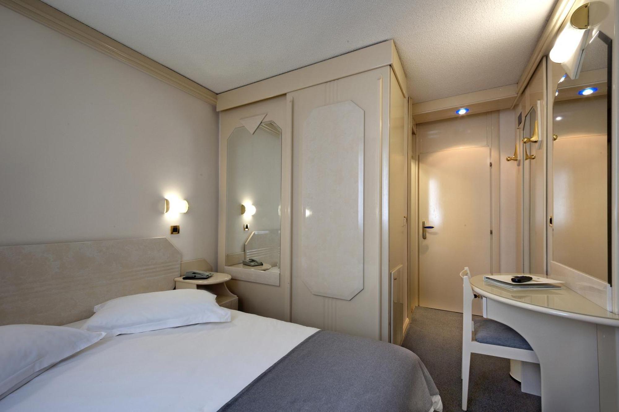 Hotel Gran Vista Plava Laguna Porec Exterior photo