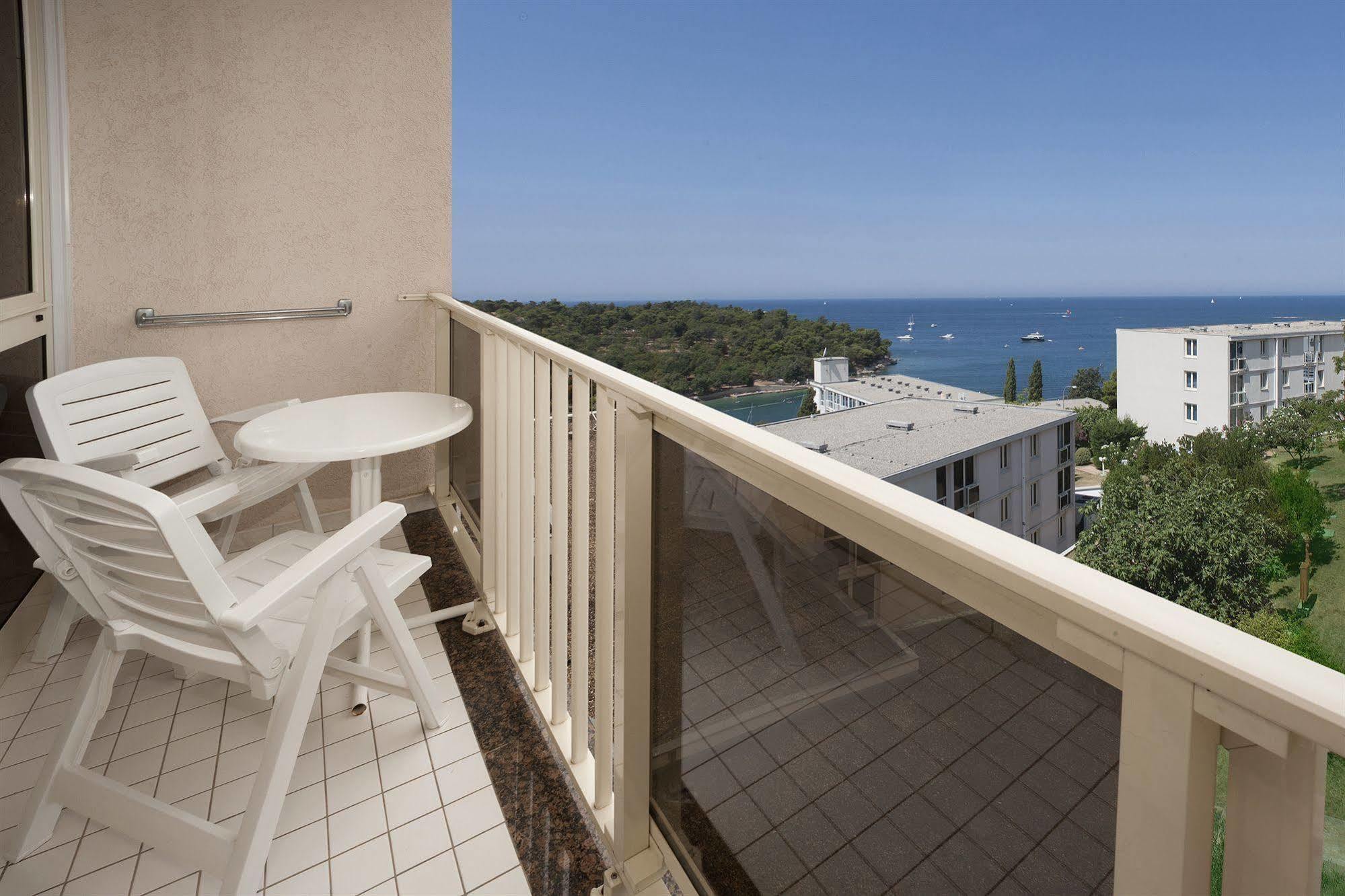 Hotel Gran Vista Plava Laguna Porec Exterior photo
