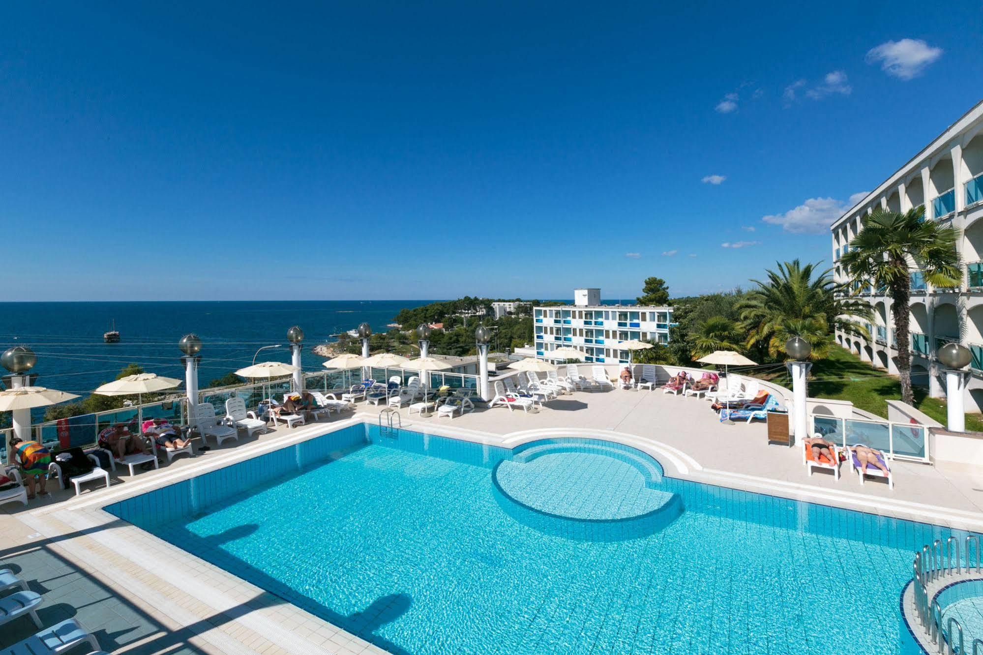 Hotel Gran Vista Plava Laguna Porec Exterior photo